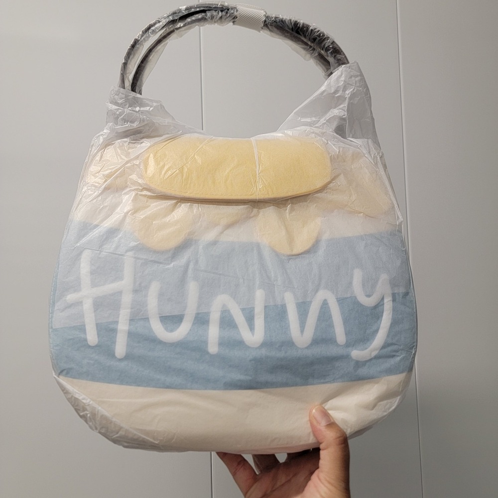 NEW Loungefly Disney Winnie the Pooh Honey Pot Crossbody Bag With CARDHOLDER! - Picture 6 of 10